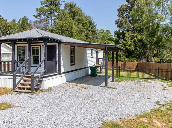 10759 Linohau Way, Diamondhead, MS 39525