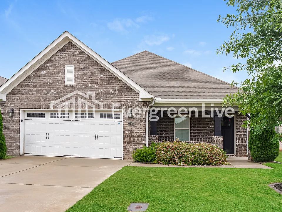 15575 Ironcrest Dr