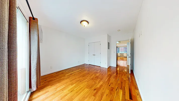 Sold by Remax Edge | media 8