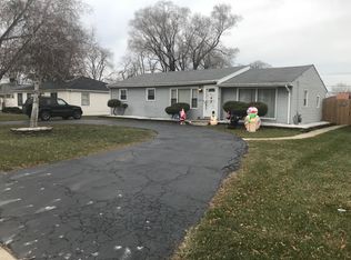 7713 S Thomas Ave, Bridgeview, IL 60455