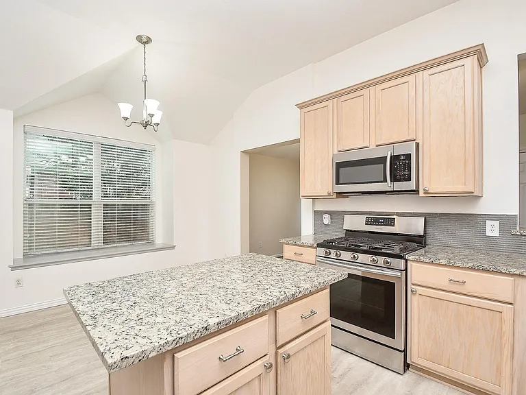 10614 Sunswept Fields Ln — Photo 8