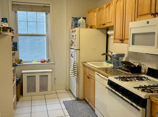 2001 Commonwealth Ave APT 28, Brighton, MA 02135