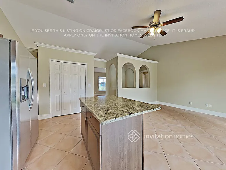 1618 SW Morelia Ln — Photo 7