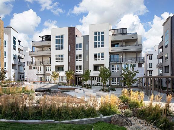 Toll Brothers Russell Square at Metro Crossing Exterior