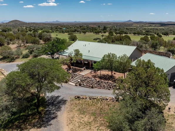 33 Cimarron Trl, Silver City, NM 88061