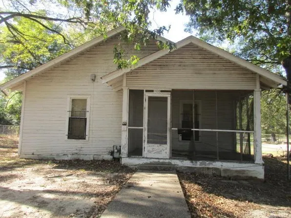 1600 S Willow St, Pine Bluff, AR 71603