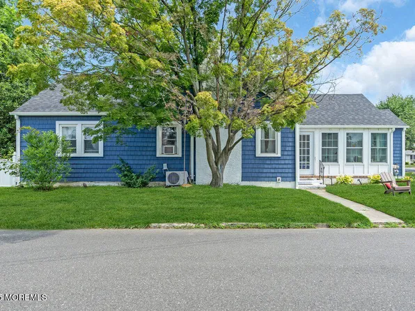 99 River Ct, Belmar, NJ 07719