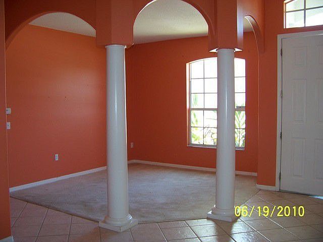 2nd image of 373 Cobblewood Dr