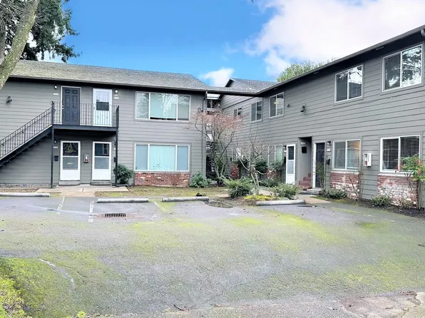 1626 SE Ash St, Portland, OR 97214
