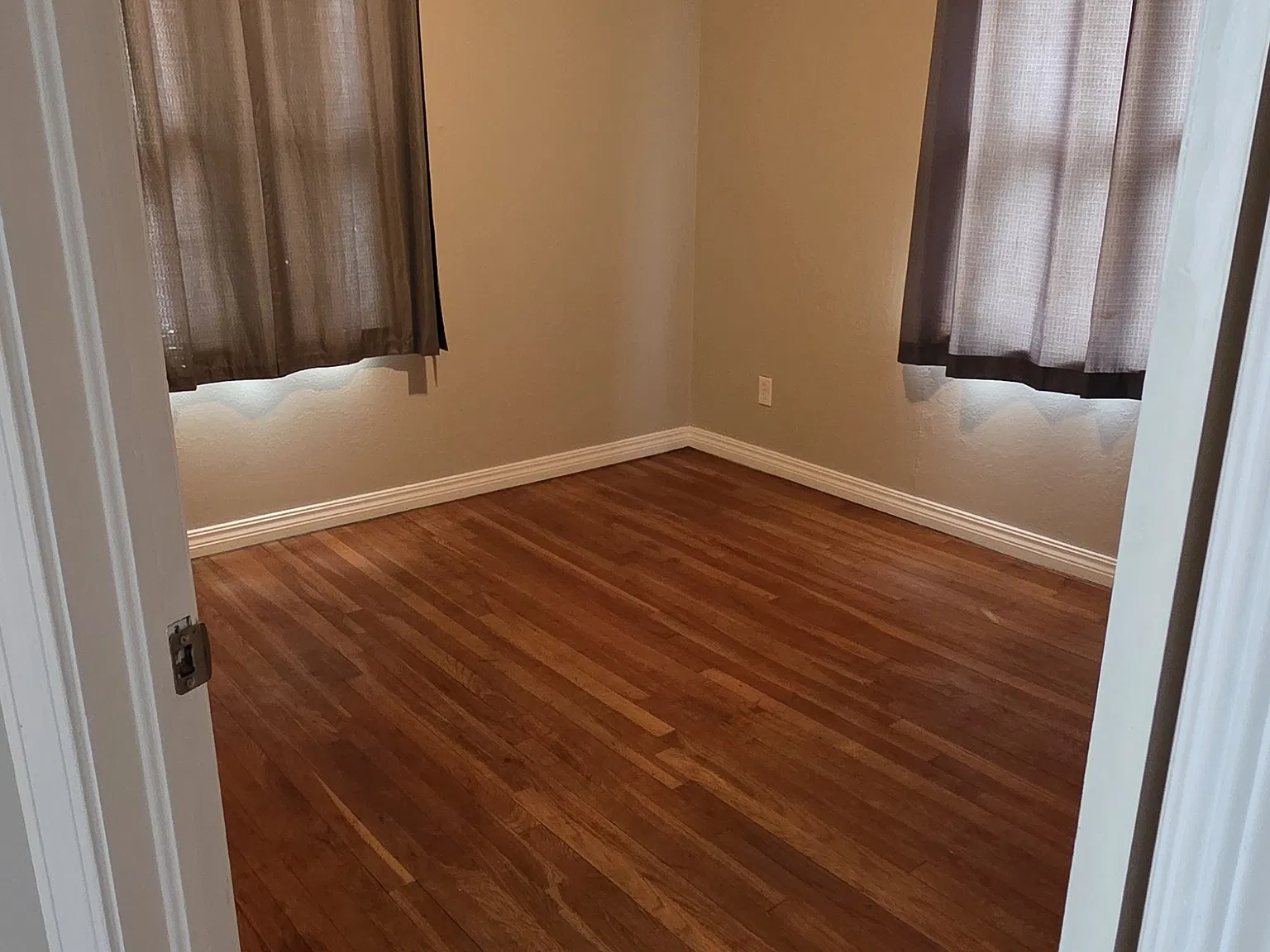 2 bed, 919 sqft, $1,250 — Photo 2