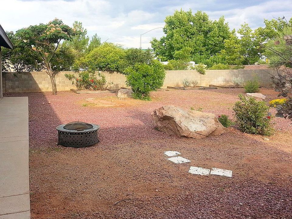 2nd image of 1880 Sunview Way