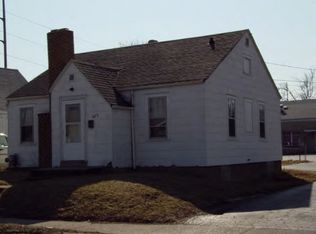 529 E Garfield Ave, Decatur, IL 62526