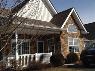 319 Saddlebrook Rd, Gibsonia, PA 15044