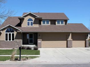 204 N Pasque Flower Trl, Brandon, SD 57005