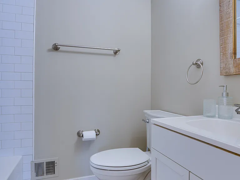 8063 Saint Annes Ct #3 — Photo 5