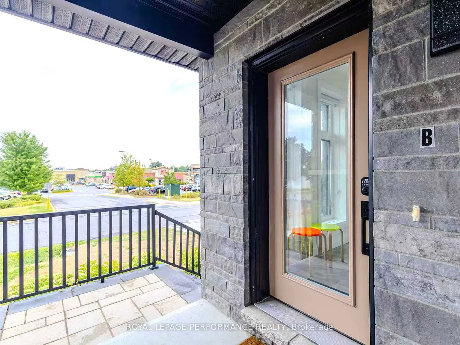 2 bed, $2,700 — Photo 2
