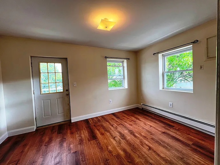 127-10 97th Ave #3 — Photo 9