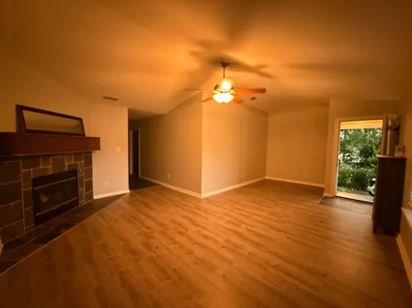 1551 Pullen Rd, Tallahassee, FL 32303