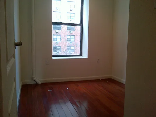 Rented by Meyerson Management | media 11