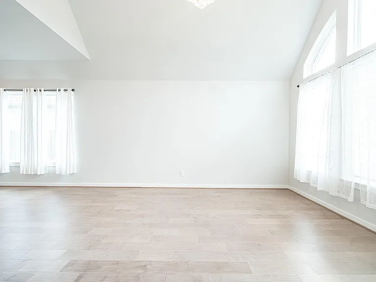 24819 Yellow Spruce Cir — Photo 14