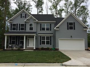 1327 Auburn Hill Dr, Chesapeake, VA 23320