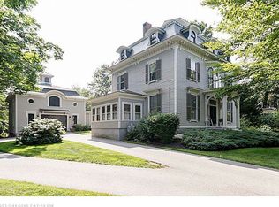 39 Summer St, Kennebunk, ME 04043
