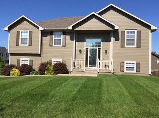 10932 N Wallace Ave, Kansas City, MO 64157