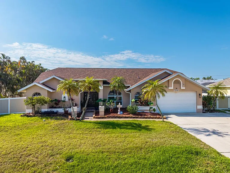 2310 SW 53rd St — Photo 35