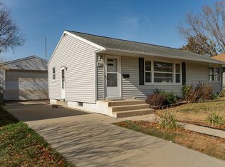 721 17th Ave NE, Rochester, MN 55906