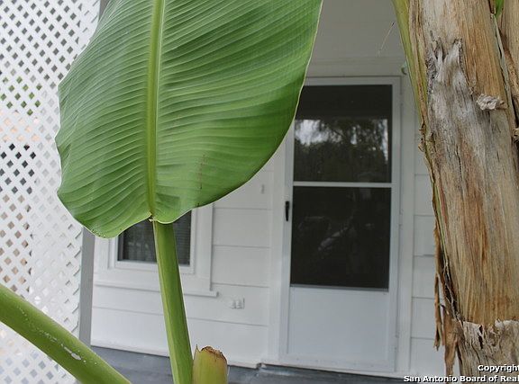 4th image of 409 N Colorado St
