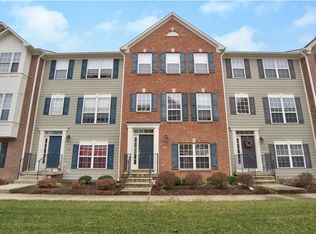 9088 Teaneck Dr, Fishers, IN