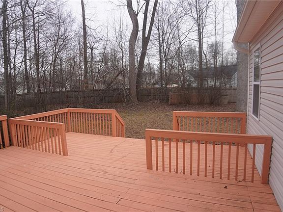 5th image of 4324 Clovelly Dr