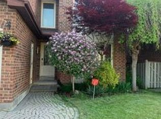 600 York Hill Blvd, Vaughan, ON L4J5L2