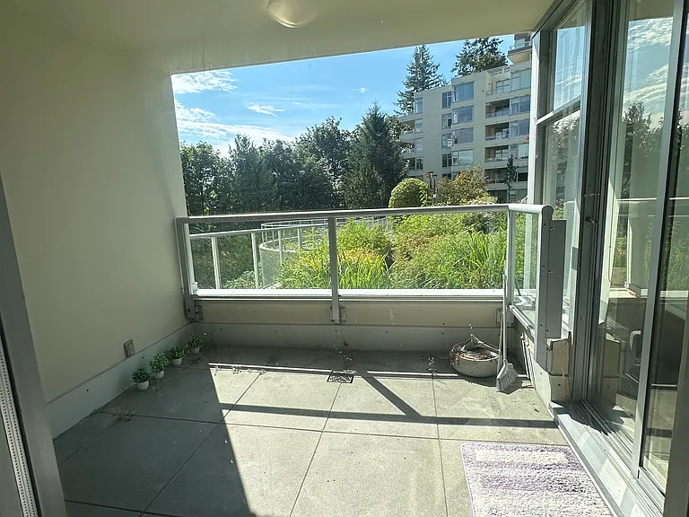 9288 University Cres #6 — Photo 9