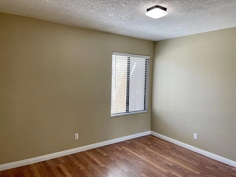 7380 Park Ridge Blvd #221 — Photo 8