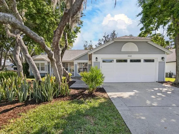 3312 Silverpond Dr, Plant City, FL 33566