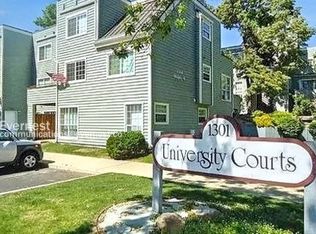 1301 University Ave APT C201, Fort Collins, CO 80521