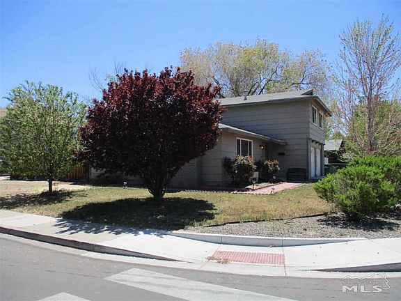 2nd image of 1682 Mesa Vista Dr