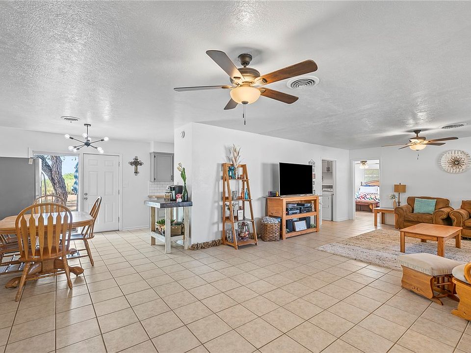 221 Texas St, Mathis, TX 78368 MLS 421388 Zillow