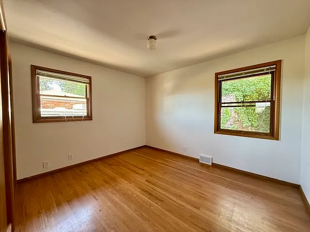 800 E Scenic Dr — Photo 8