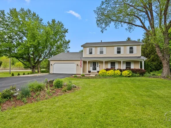 40W784 White Fence Way, St Charles, IL 60175