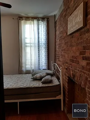 Rented by Bond New York | media 33