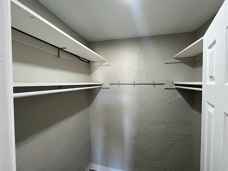 Welcome to Route 66 Apartments in Albuquerque, NM — Photo 4