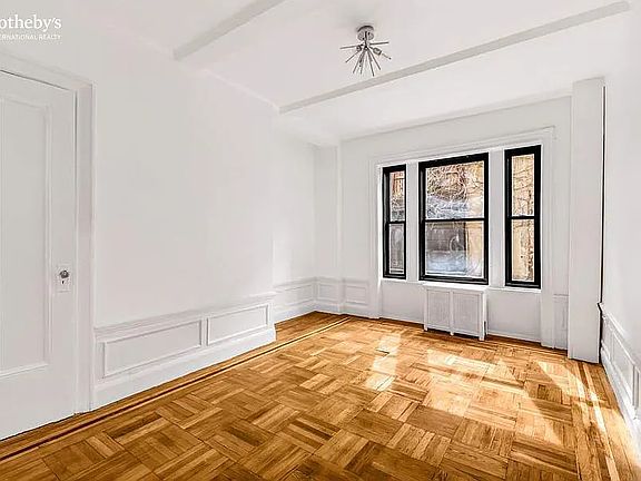 2nd image of 150 W 95th St APT 1D