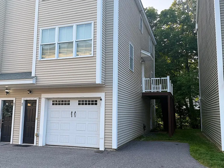 8 High St #F2 — Photo 26
