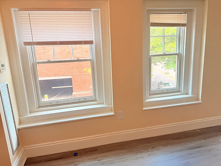 6 University Rd #201R — Photo 4