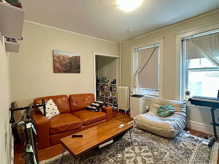 57 Strathmore Rd #2 — Photo 2