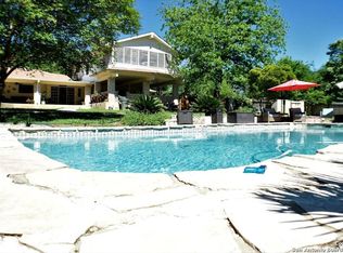 9 El Norte Cir, Uvalde, TX 78801