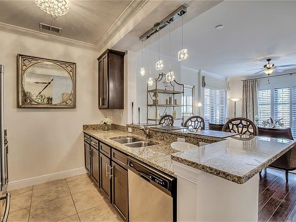 5th image of 23151 Fashion Dr Unit 308