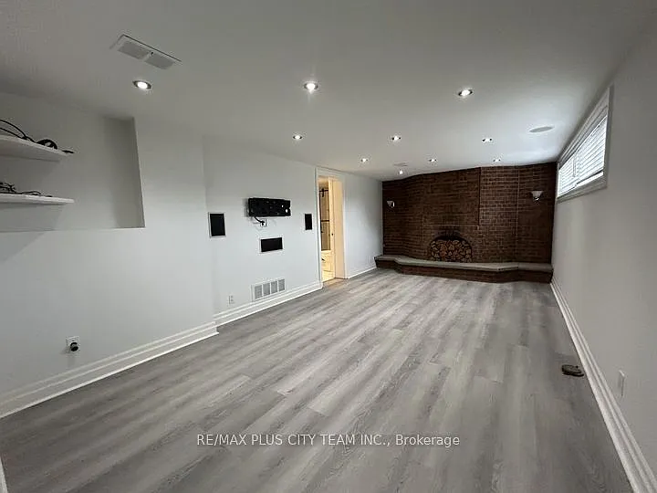 1 bed, $1,600 — Photo 3
